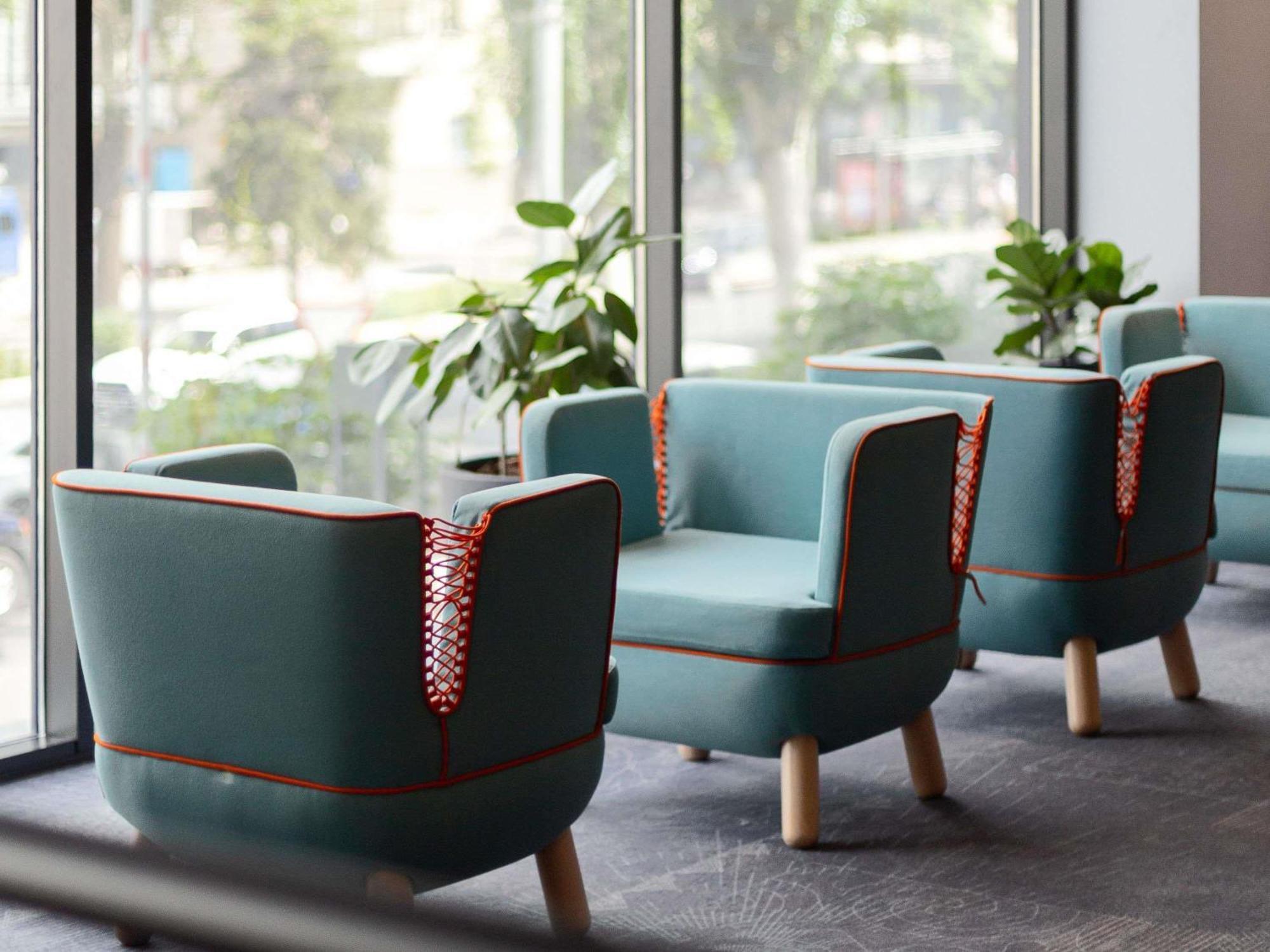 Novotel Bishkek City Center Экстерьер фото